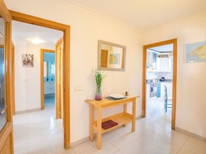 Dining - Beautiful apartment for 6 people with A/C, WIFI, TV and balcony (Alcúdia)