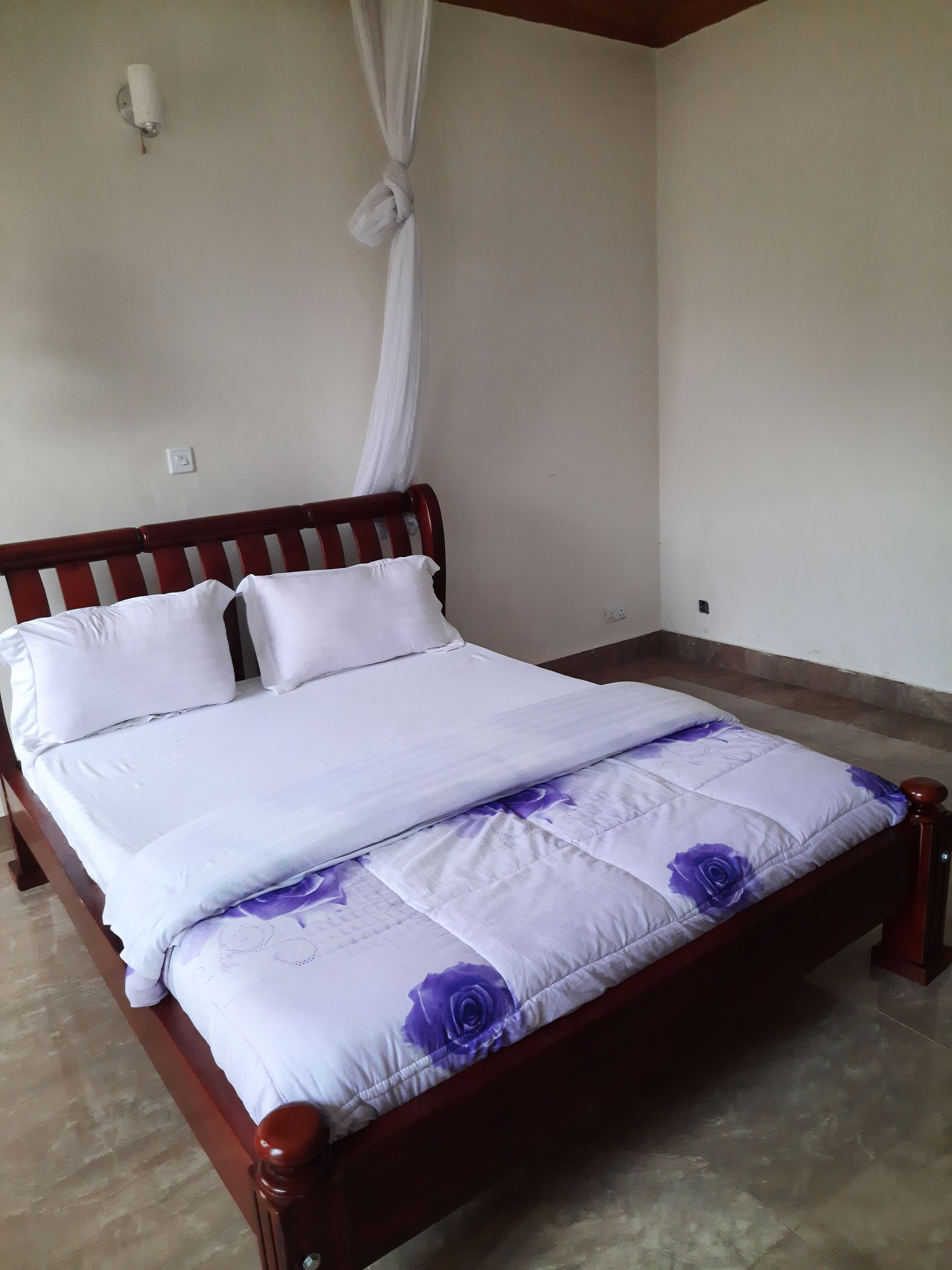 Photo - Airport Side Hotel Entebbe