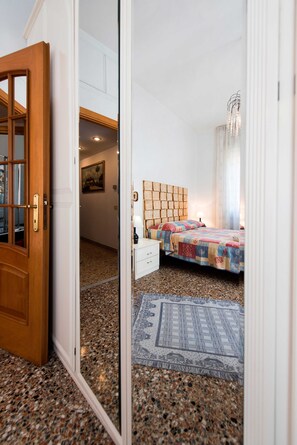 1 Schlafzimmer, Bügeleisen/Bügelbrett, WLAN, Bettwäsche