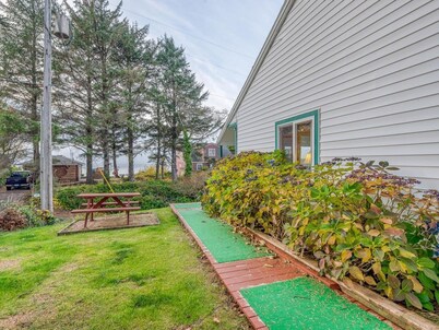 T09 - Lighthouse @ Trollers Lodge