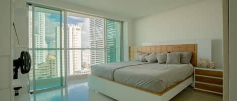 4 室のベッドルーム、WiFi