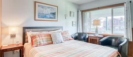 WiFi, bed sheets, wheelchair access