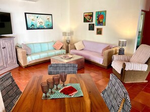 TV connectée, livres, imprimantes