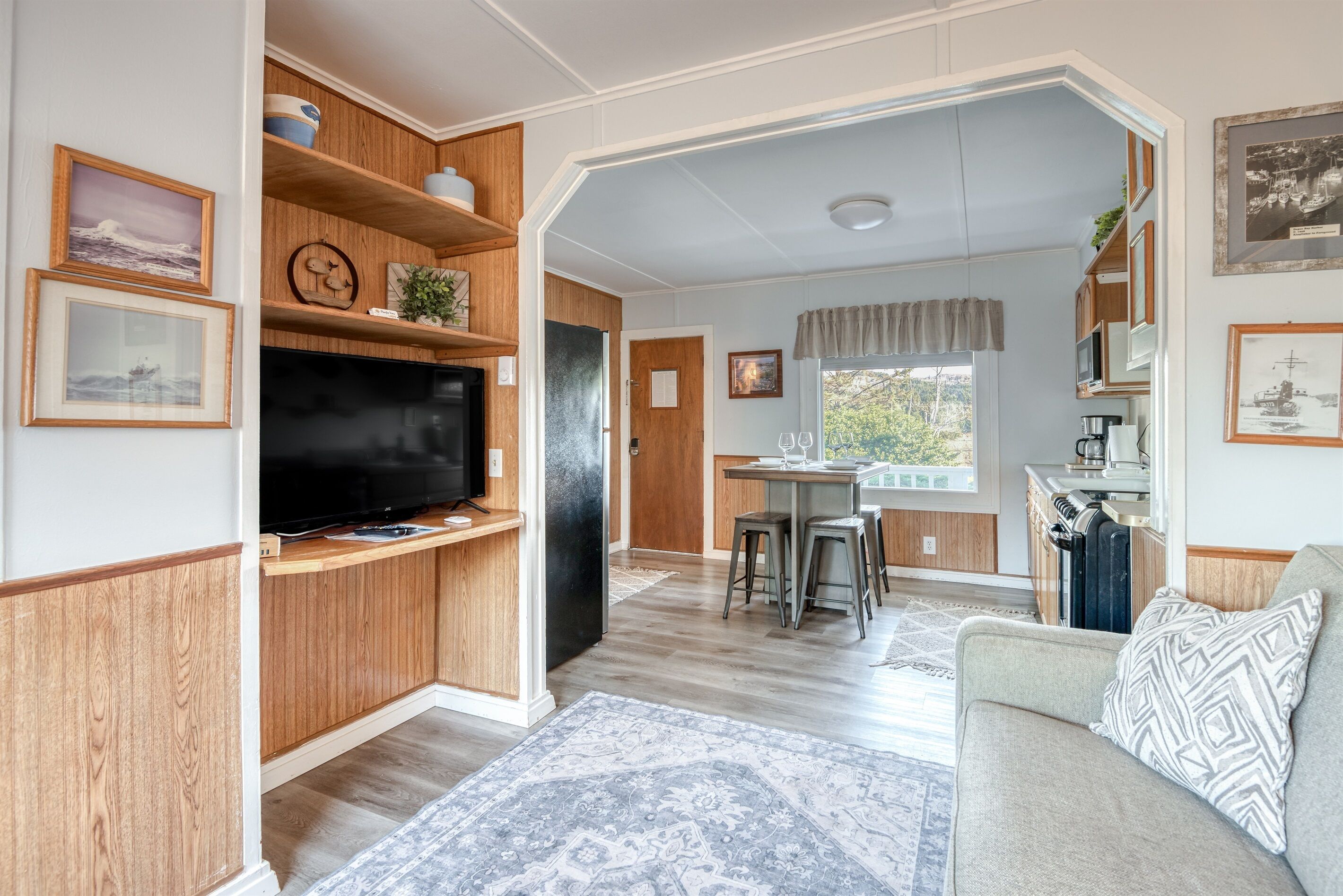 Télévision à écran plat