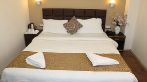 Standard Double Room | Desk, laptop workspace, free WiFi - The Coral inn (Gangtok)