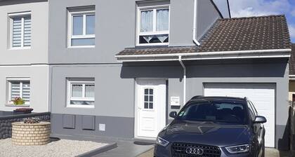 EXCLUSIVE House 100 m2 private parking / garden / 6-8 persons