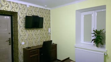 Economy Double Room, 1 Queen Bed (Room 1) | Television