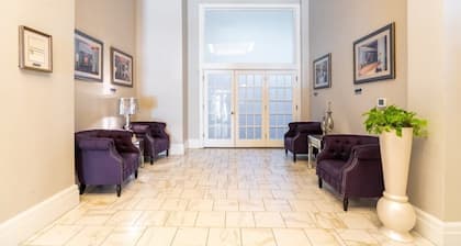 San Francisco | San Francisco City Retreat | Fitness Center & Game Room | 2BR