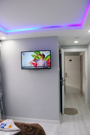 Suíte estúdio standard | Quartos à prova de som, Wi-Fi de cortesia, roupa de cama