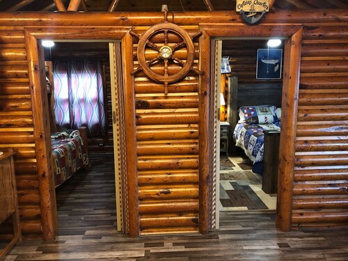 Log Cabin Waterfront getaway at Buckeye Lake featured in the 2019 Tour of Homes
