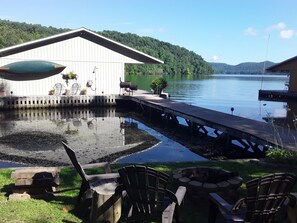 Property grounds - THE CABIN IN THE HOLLOW  Main channel, waterfront, deep water dock, pet friendly (Guntersville)