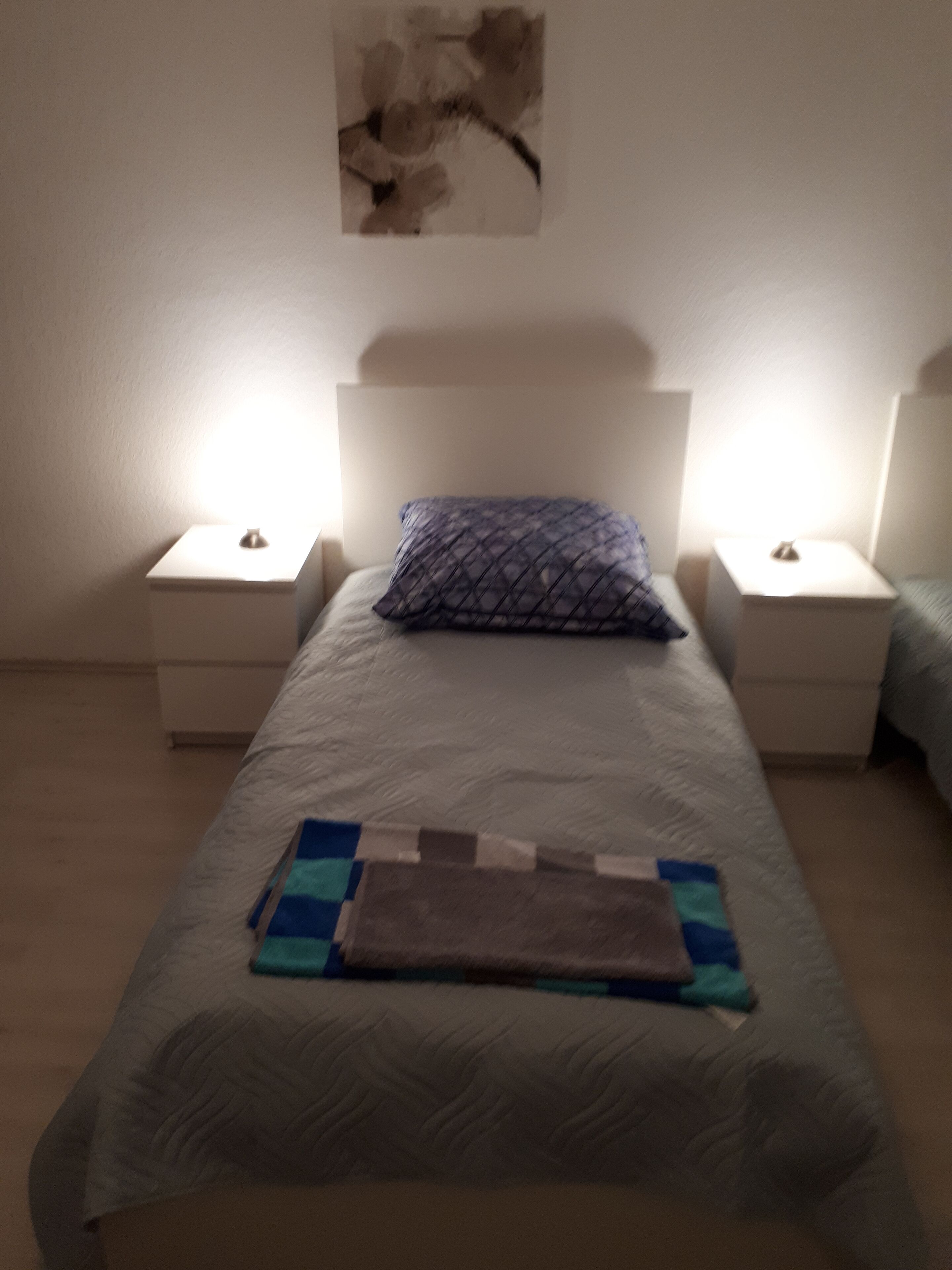 2 bedrooms, iron/ironing board, WiFi
