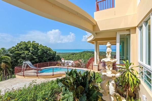 Piscina a l'aire lliure