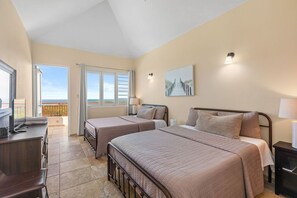 5 habitaciones, tabla de planchar con plancha, cuna de viaje y wifi 