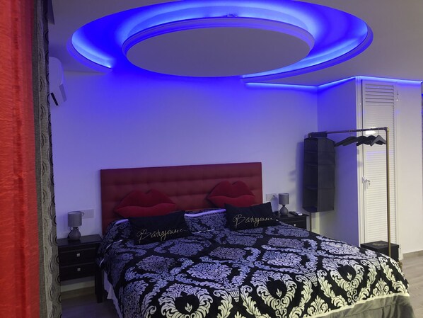 1 bedroom, soundproofing, WiFi, bed sheets