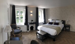 Tweepersoonskamer | Een minibar, individueel gedecoreerd, individueel gemeubileerd