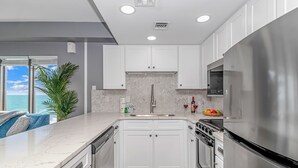 Studio | Private kitchen - The Palace 603 (Myrtle Beach)