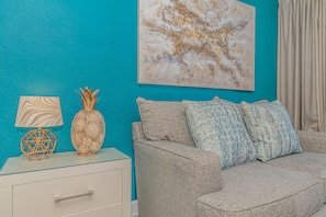 Basic Studio | Living area - Landmark 708 (Myrtle Beach)