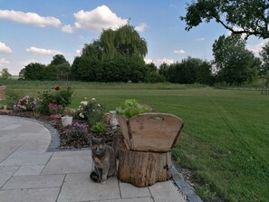 Property grounds - Beautiful apartment at the Etterer with terrace (Feldkirchen-Westerham)