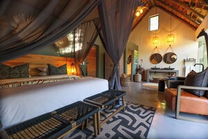 Honeymoon Suite | Rúmföt af bestu gerð, sérhannaðar innréttingar, sérvalin húsgögn