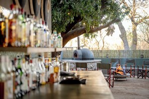 Bar (in der Unterkunft)