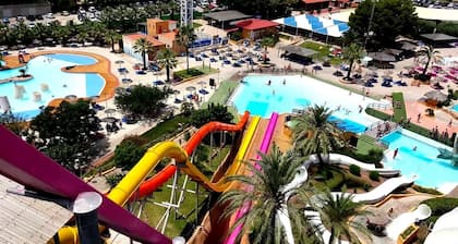 L'appartement parfait sur la place Villamartin avec vue à l'intérieur de la place