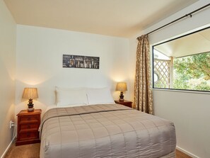 Standard-Ferienhaus | Verdunkelungsvorhänge, kostenloses WLAN, Bettwäsche