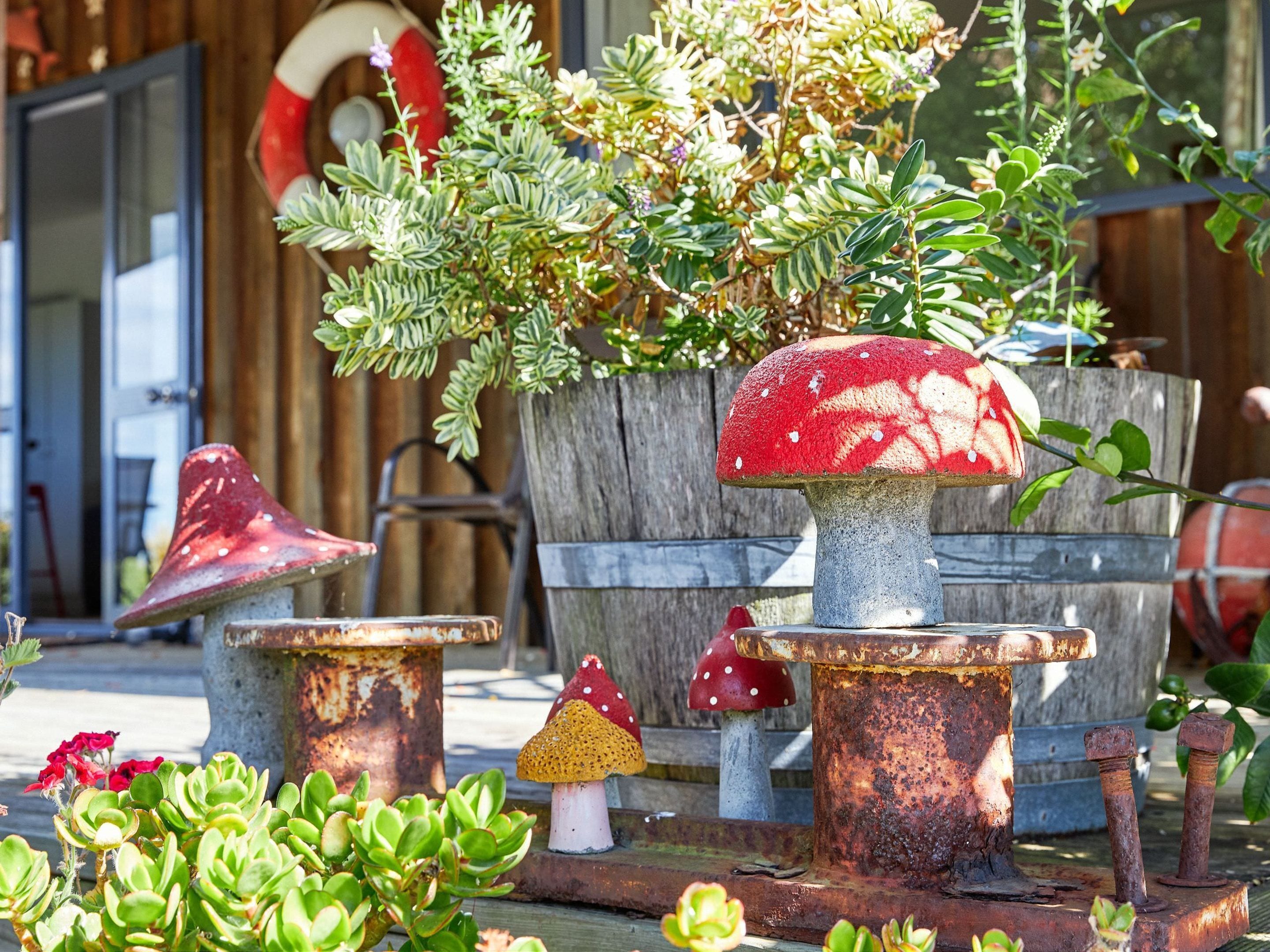 Cottage | Garden view