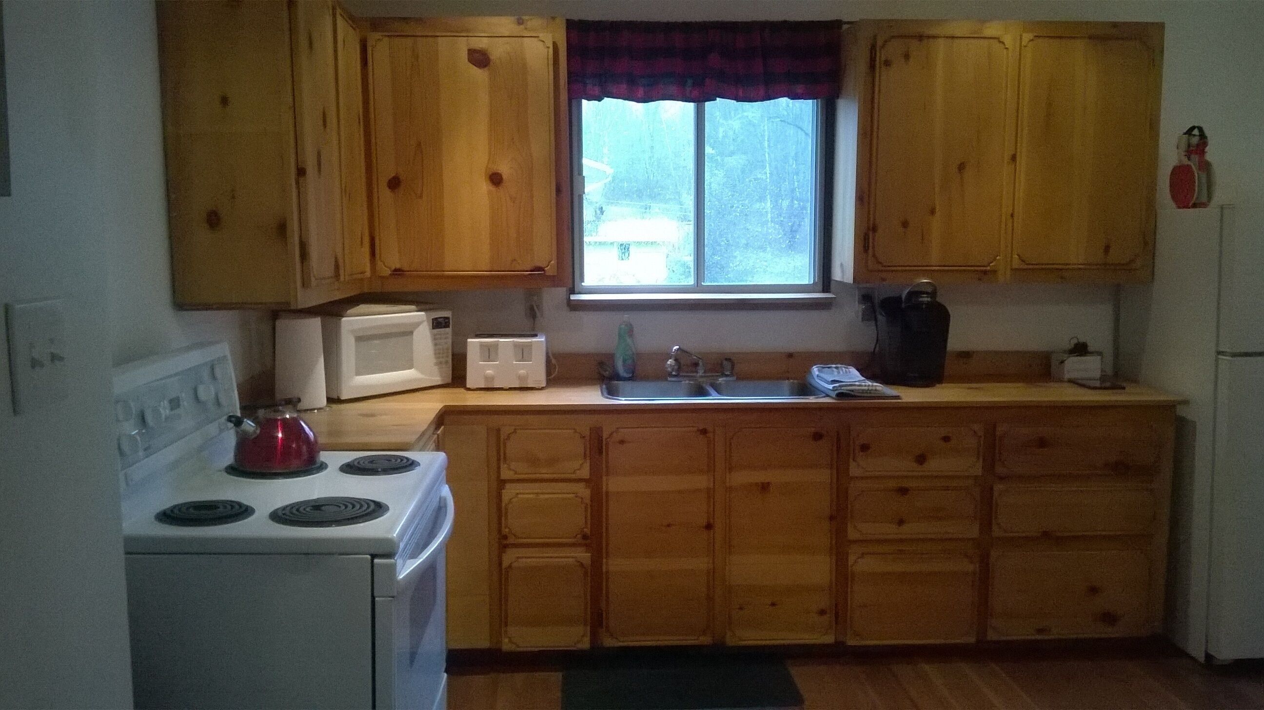 雪櫃、微波爐、焗爐、爐具