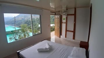 Panoramic Double Room (with TV) | Hypo-allergenic bedding, free WiFi, bed sheets
