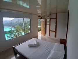 Panoramic Double Room (with TV) 2 | Hypo-allergenic bedding, free WiFi, bed sheets