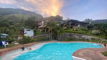 Habitació doble estàndard | Roba de llit hipoal·lergògena, wifi gratuïta i roba de llit