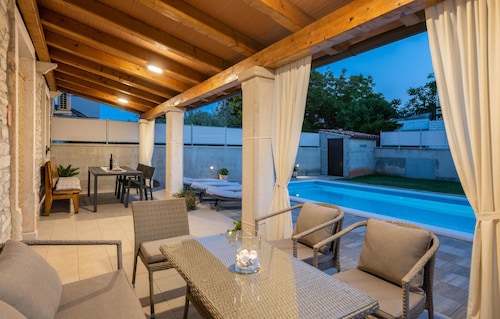 3 Bedroom Villa in Pula