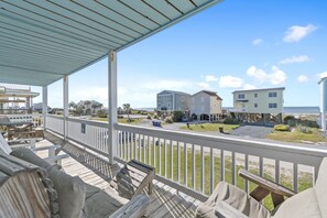 Property grounds - "Reset & Unwind" - 2nd Row Home, 6 Bedrooms / 5 Bathrooms (Supply)