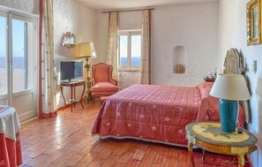 5 Schlafzimmer, Reisekinderbett, kostenloses WLAN, Bettwäsche