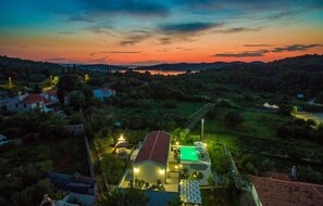 Exterior - Amazing home in Zdrelac (Zdrelac)