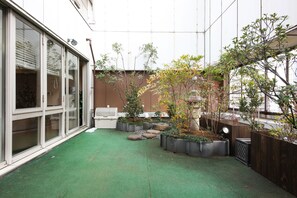 Courtyard - Hotel Tokyo Yumemachi (Tokyo)