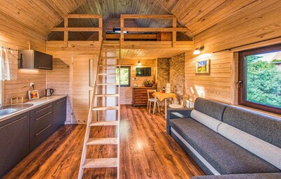 Lovely home in Sierakow with WiFi