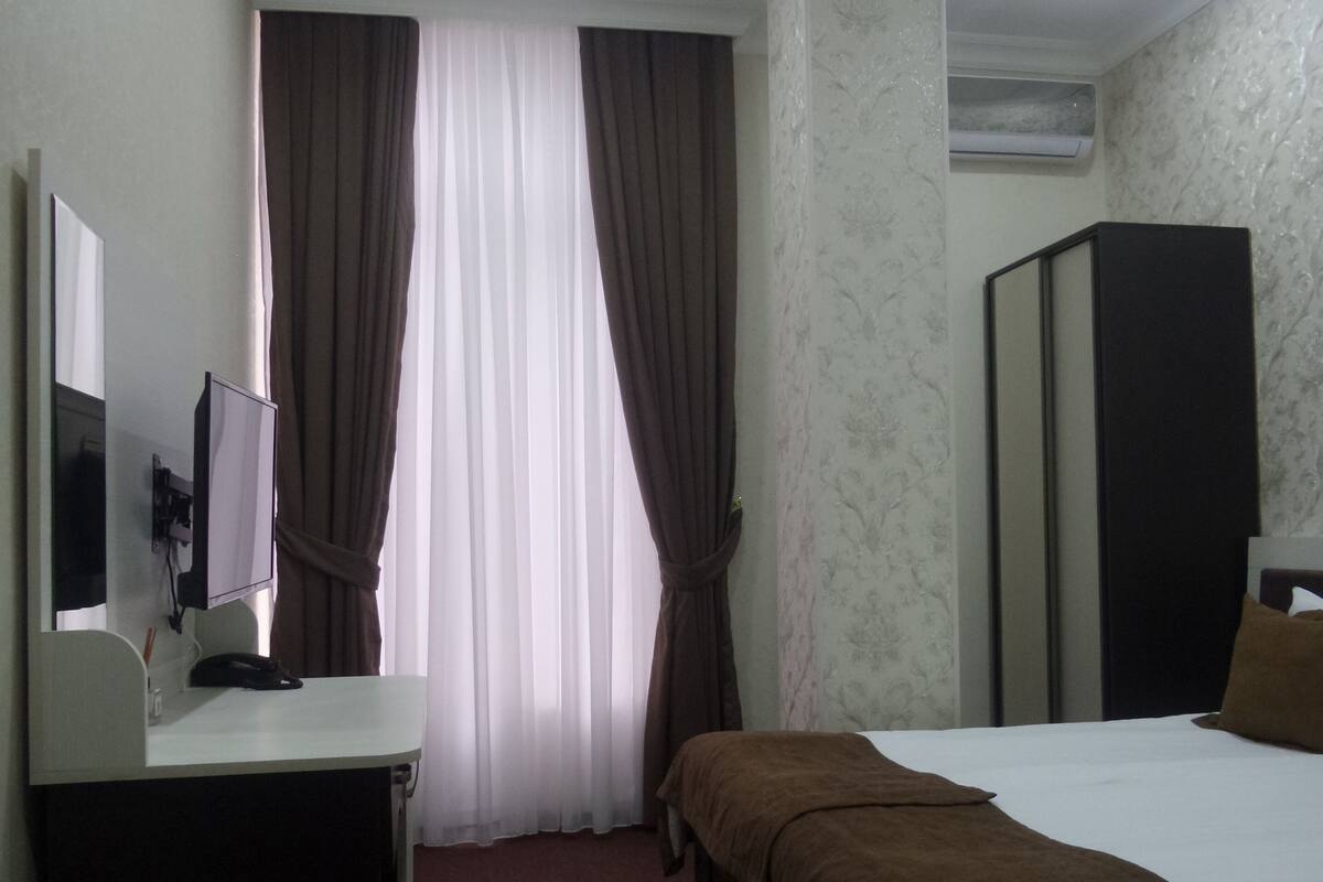 Chambre Deluxe double | Minibar, bureau, accès au Wi-Fi (inclus)