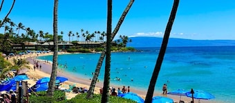 Experience Tropical Paradise at Napili Bay