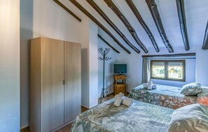 4 habitaciones, cuna de viaje, wifi gratis y ropa de cama 