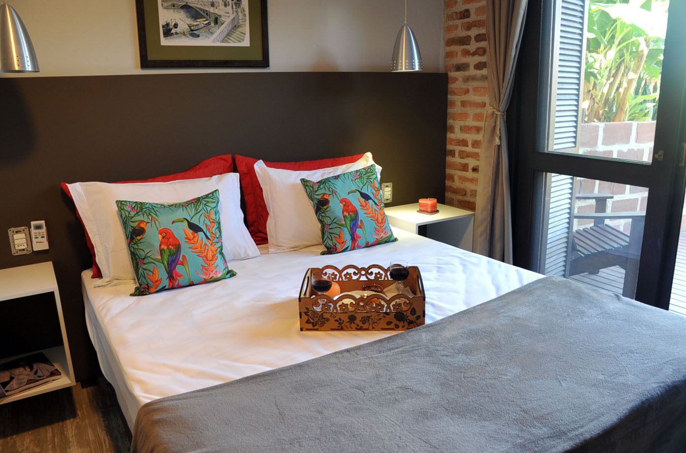 Elite-studiolejlighed - 1 queensize-seng - udsigt til pool (Studio Terra Vista Jardim e Piscina) | Individuelt design, individuel indretning, mørklægningsgardiner