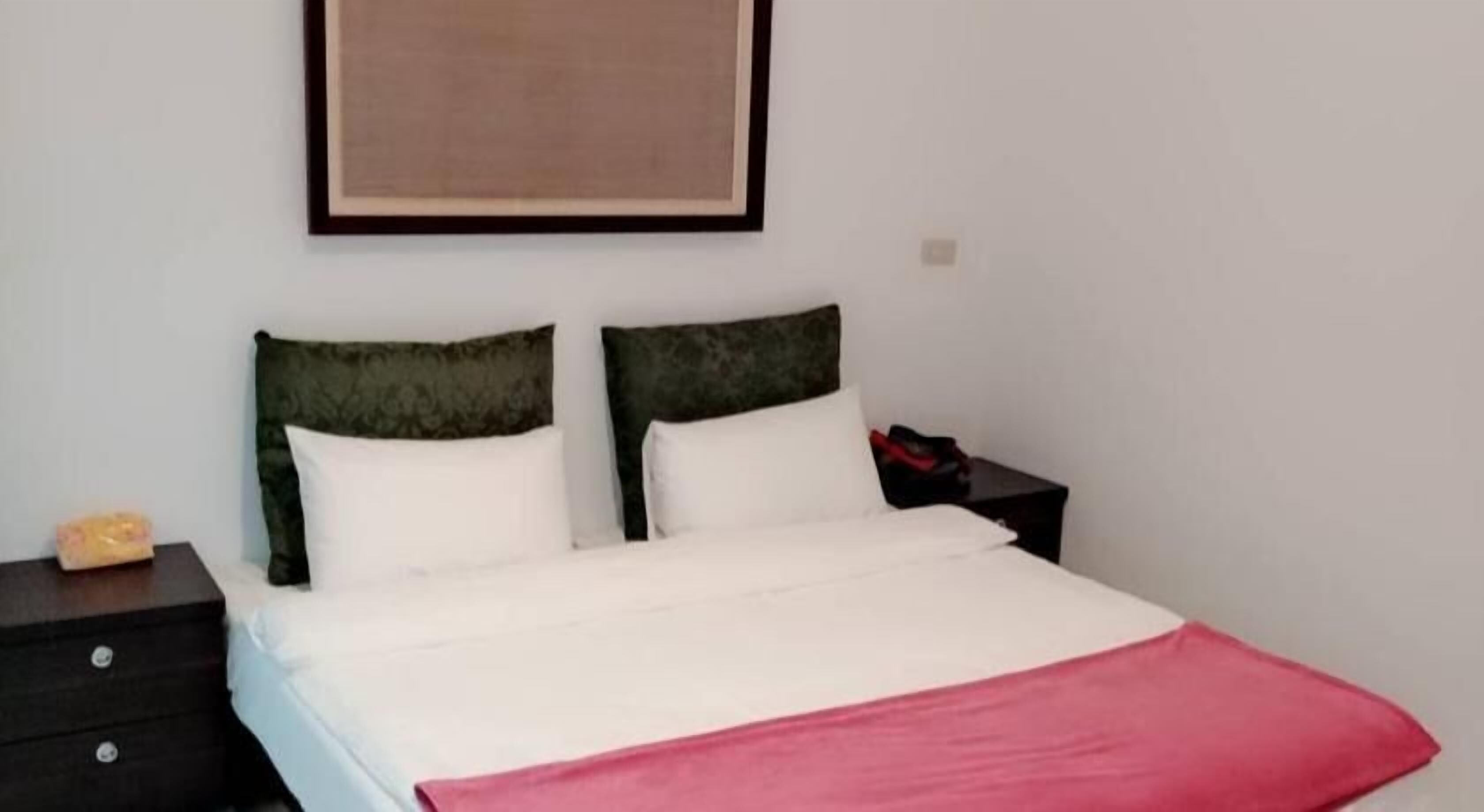 Blackout curtains, free WiFi, bed sheets