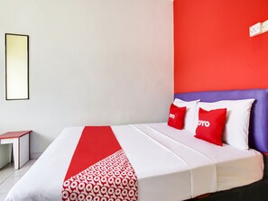 经济双人房 | 隔音、免费 WiFi、床单