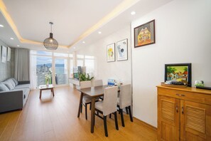 تناول الطعام