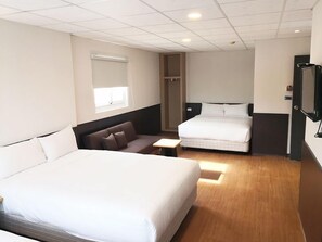 Superior Family Room | Blackout curtains, free WiFi, bed sheets - Cloud Haku Cozy Inn (Taitung)