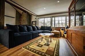 Lounge - Melö Lodge Hakuba (Hakuba)
