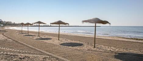 Plage à proximité, pêche sur place