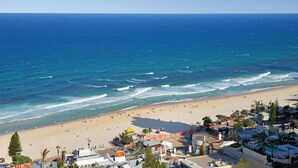 Beach/ocean view - H Residence Private 2 Bed Ocean View (Surfers Paradise)