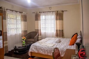 In-room safe, desk, iron/ironing board, free WiFi